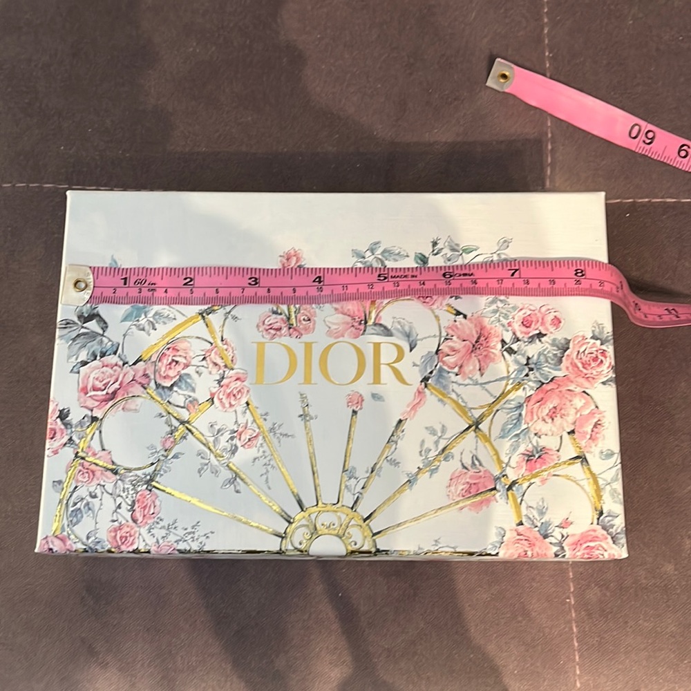 Dior gift box